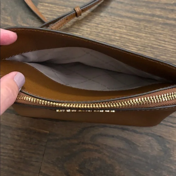 Michael Kors Brown Saffiano Cindy Crossbody - Picture 4 of 11